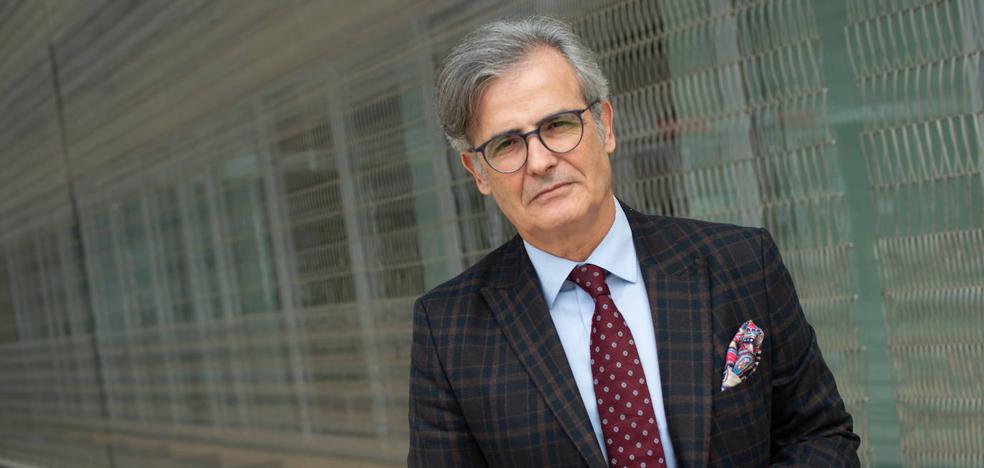 Juan Martínez Moya «Al Poder Judicial se nos ha tenido como moneda de